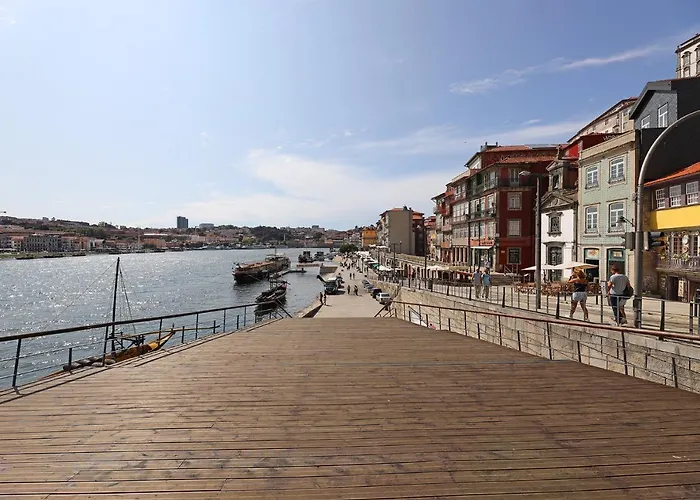 Flh Sa Da Bandeira Modern Appartement