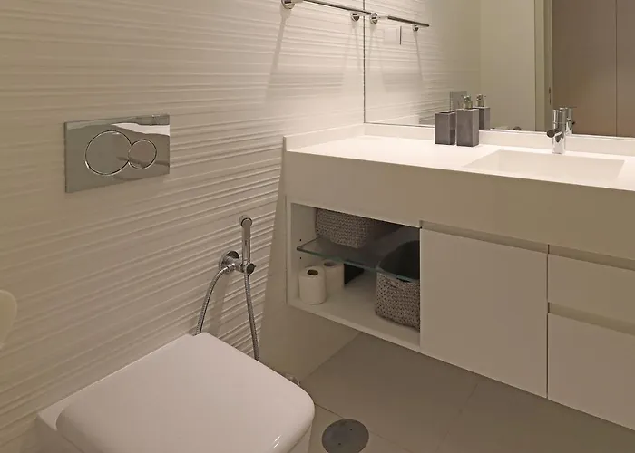 Flh Sa Da Bandeira Modern * Porto