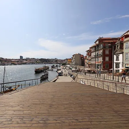 Flh Sa Da Bandeira Modern Apartment