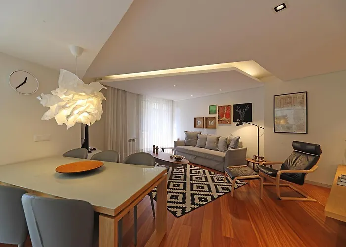 Flh Sa Da Bandeira Modern Apartment Porto